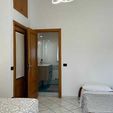 Eracle Bed & Breakfast 3*