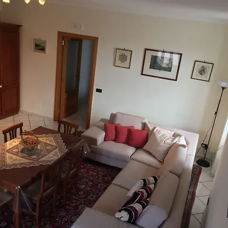 Couette-café Eracle 4*